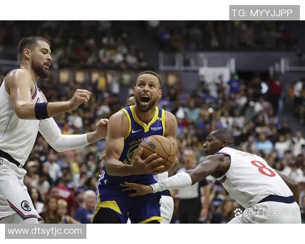 金州勇士对阵洛杉矶快船快船能否逆袭避免翻船危机