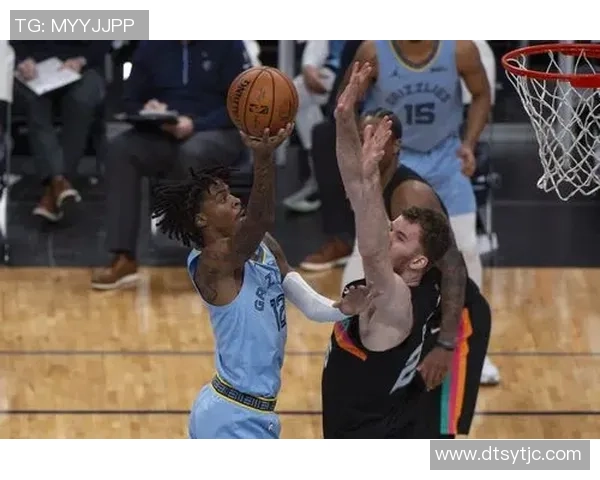 马刺与灰熊第二场精彩对决回放全程回顾与精彩瞬间分析